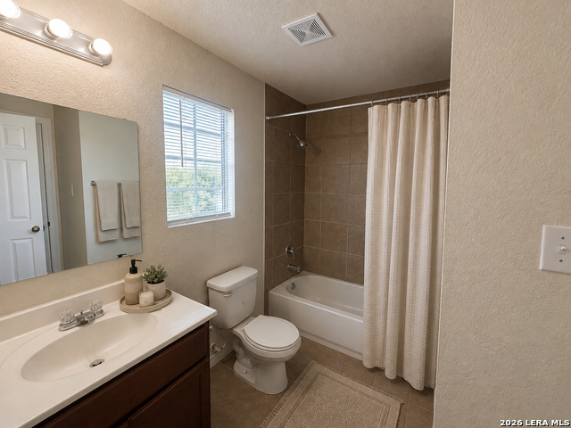 4909 Appleseed Ct Property Photo 10