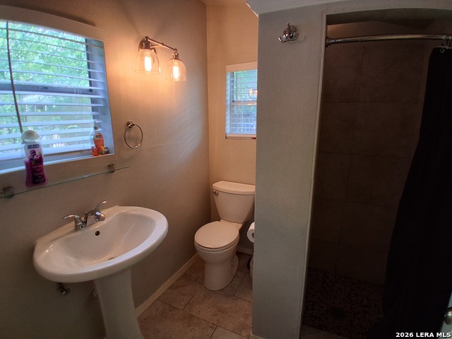 619 Cedar St Property Photo 34