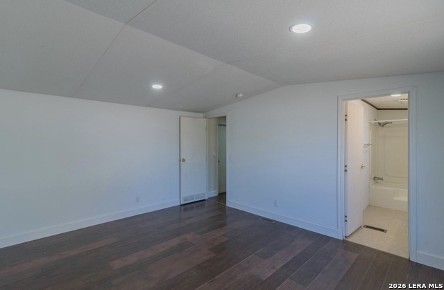 607 Jackson St Property Photo 8