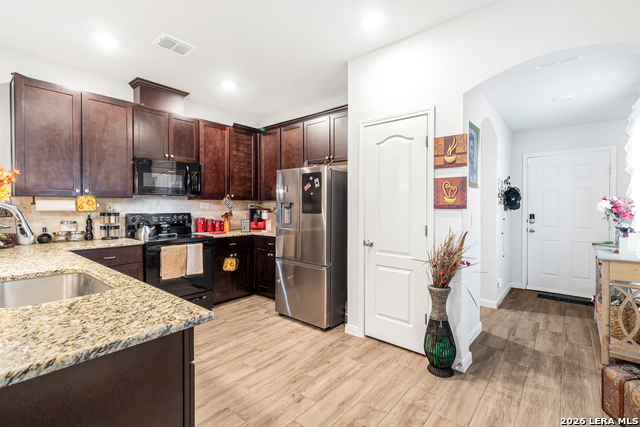 10663 Penelope Way Property Photo 15