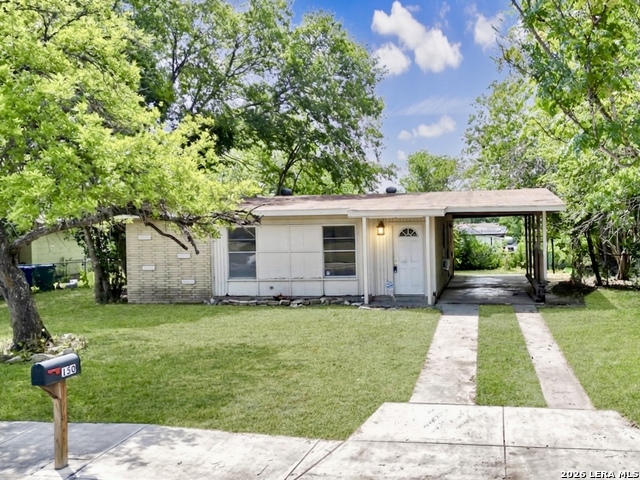 150 FERNCROFT DR Property Photo 1