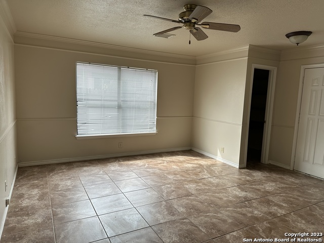 5022 River Kenton Property Photo 5