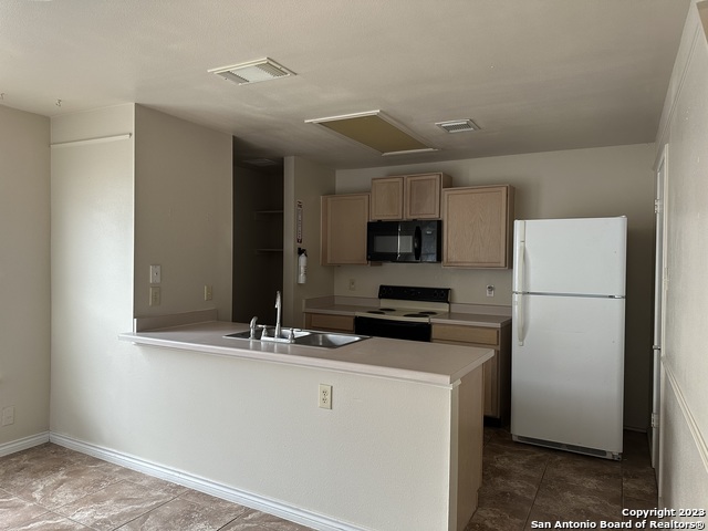 5022 River Kenton Property Photo 7