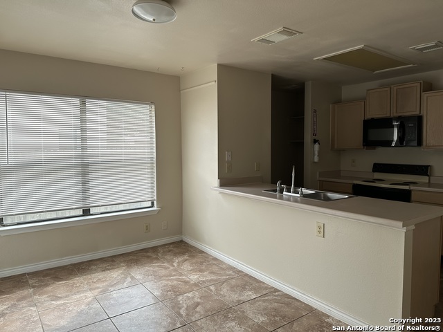 5022 River Kenton Property Photo 8