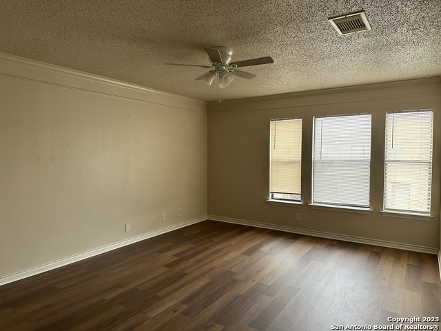 5022 River Kenton Property Photo 12