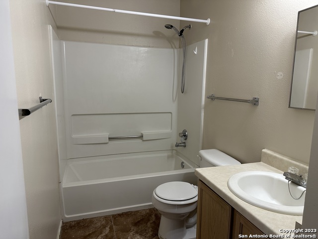 5022 River Kenton Property Photo 15
