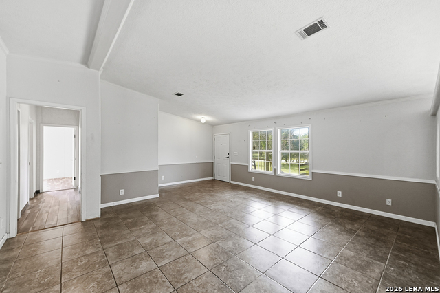 357 Dallas St Property Photo 5