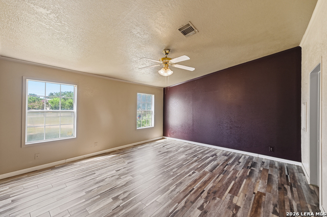 357 Dallas St Property Photo 20