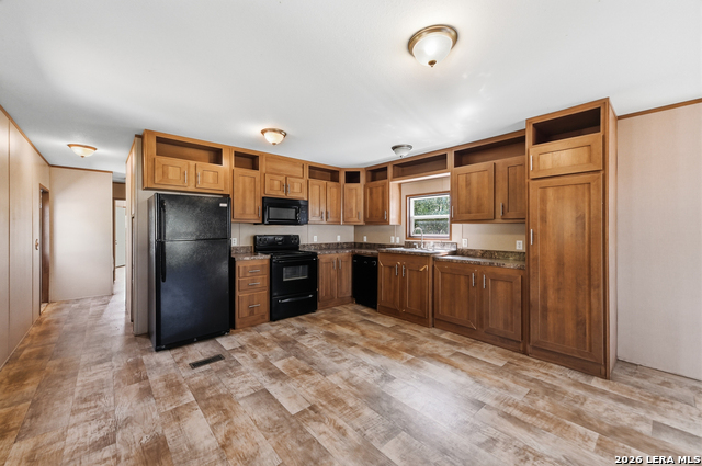 357 Dallas St Property Photo 61