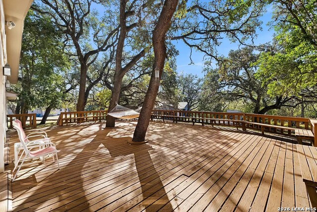 25327 Triangle Loop Property Photo 5