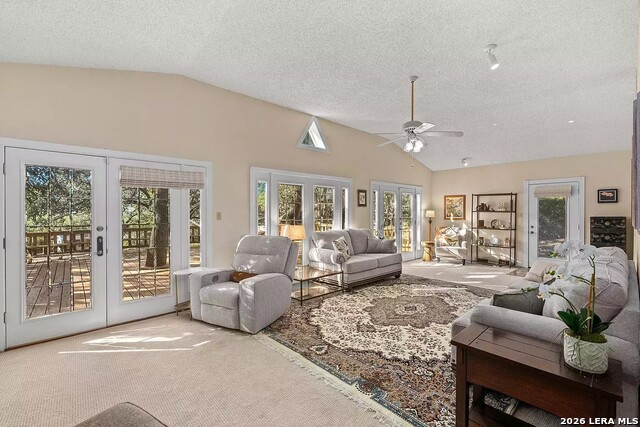 25327 Triangle Loop Property Photo 13