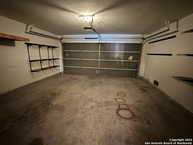 2111 Red Rock Xing Property Photo 8