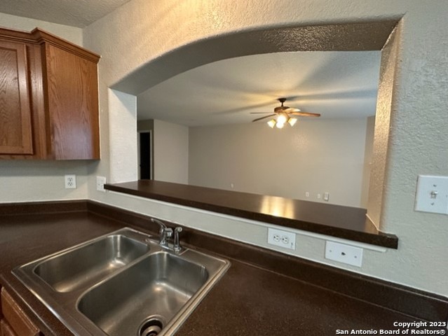 2111 Red Rock Xing Property Photo 17
