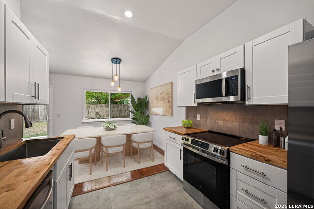 14706 Highland Peak Property Photo 8