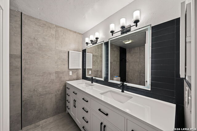 14706 Highland Peak Property Photo 10