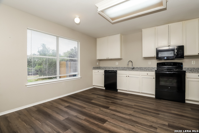 6026 Ironmill Property Photo 6