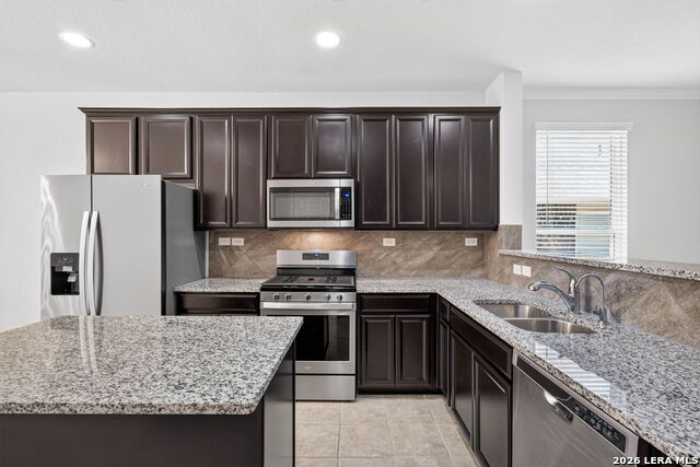 13919 Elounda Property Photo 11