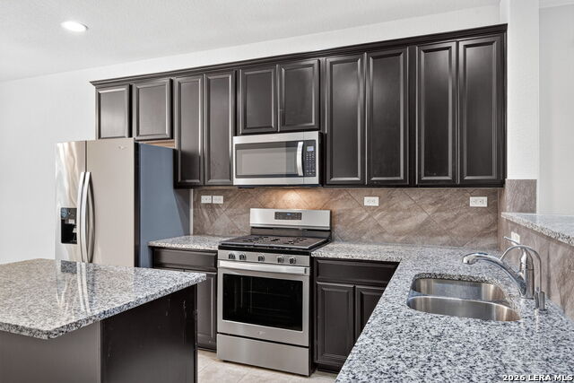 13919 Elounda Property Photo 13