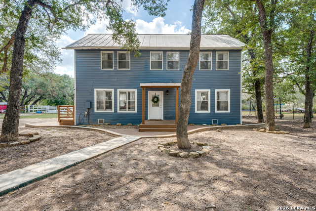 227 Shady Oaks Dr Property Photo 1