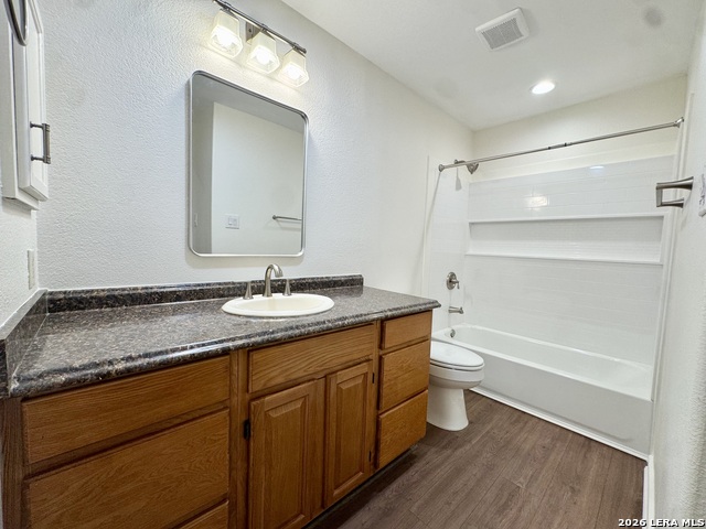 5614 Timber Rail Property Photo 9
