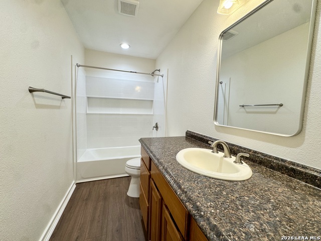 5614 Timber Rail Property Photo 15
