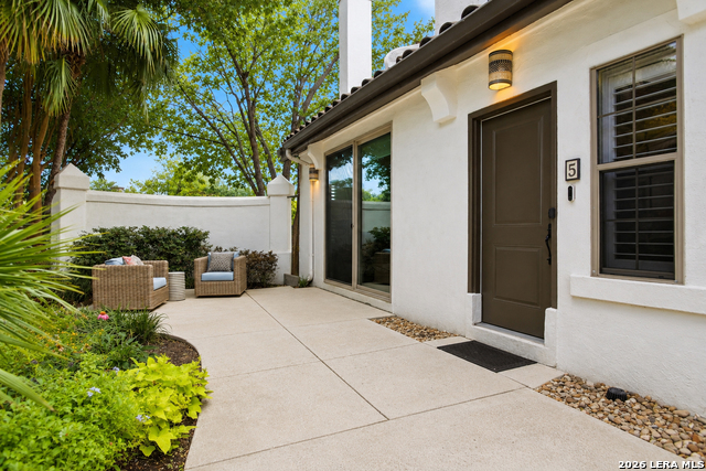 208 Grandview Property Photo 6