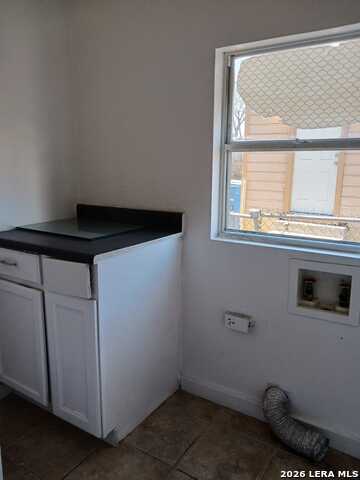 414 W Theo Ave Property Photo 4
