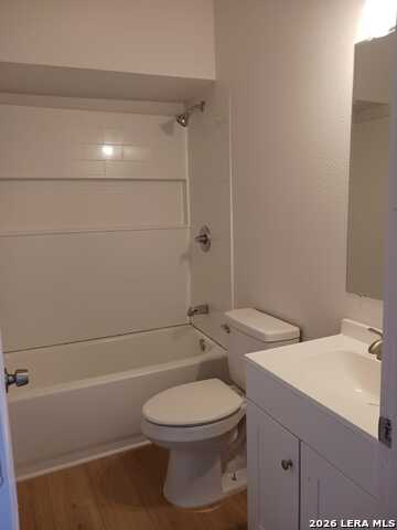 414 W Theo Ave Property Photo 5