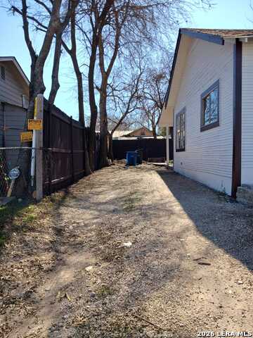 414 W Theo Ave Property Photo 15