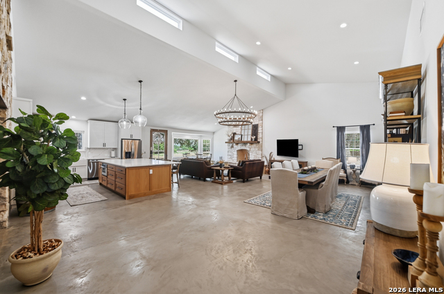 1668 Rocky Rd Property Photo 4
