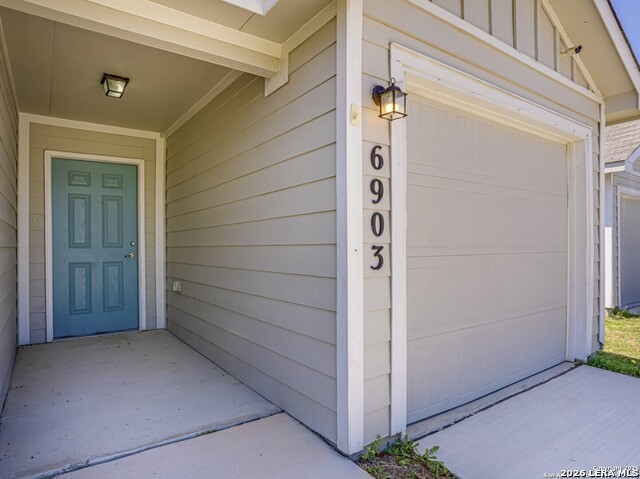 6903 Cozy Run Property Photo 2