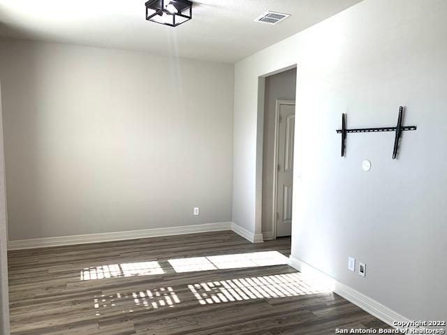 204 Morgan Run Property Photo 6