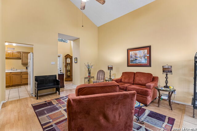 14902 Oak Summit Property Photo 7