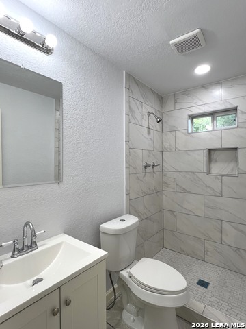 811 Vickers Property Photo 23