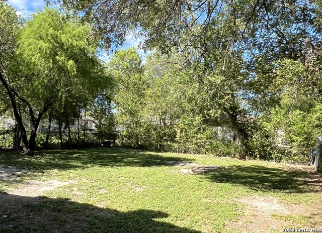 811 Vickers Property Photo 29