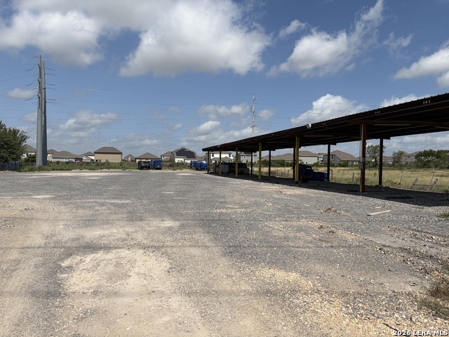 2476 N Heideke St Property Photo 13