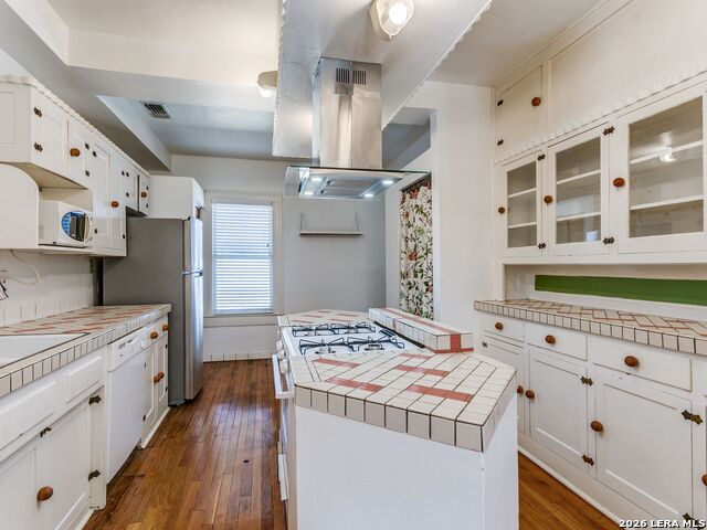526 Pershing Avenue Property Photo 12