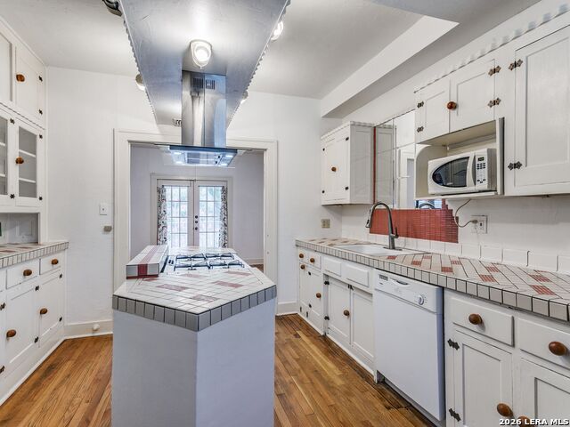 526 Pershing Avenue Property Photo 14