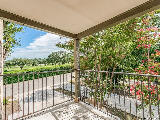 526 Pershing Avenue Property Photo 25
