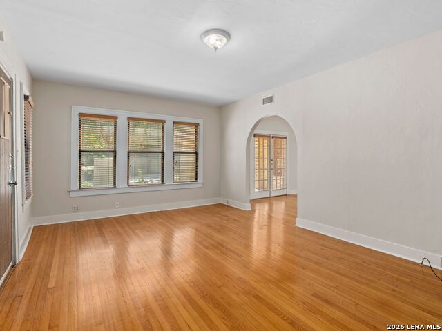 526 Pershing Avenue Property Photo 27
