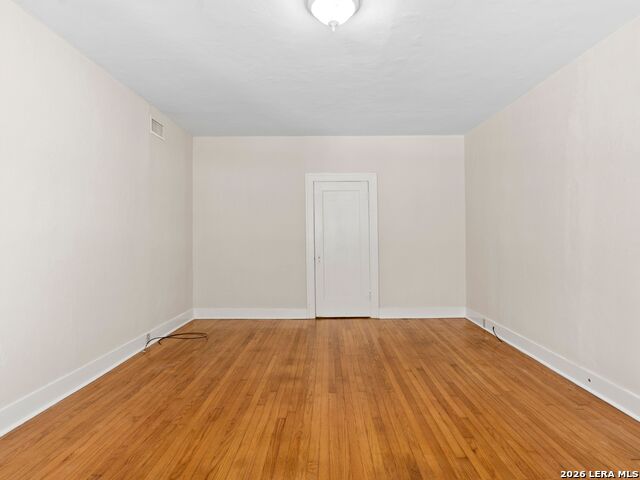 526 Pershing Avenue Property Photo 30