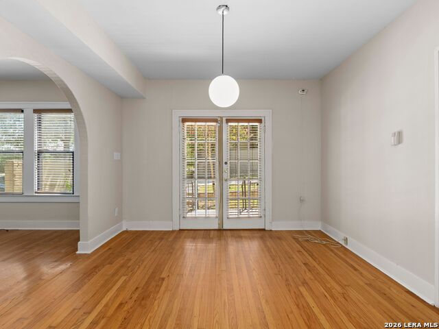 526 Pershing Avenue Property Photo 32