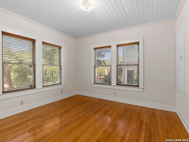 526 Pershing Avenue Property Photo 43