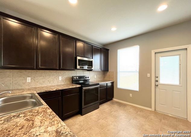 11331 Pink Star Property Photo 17