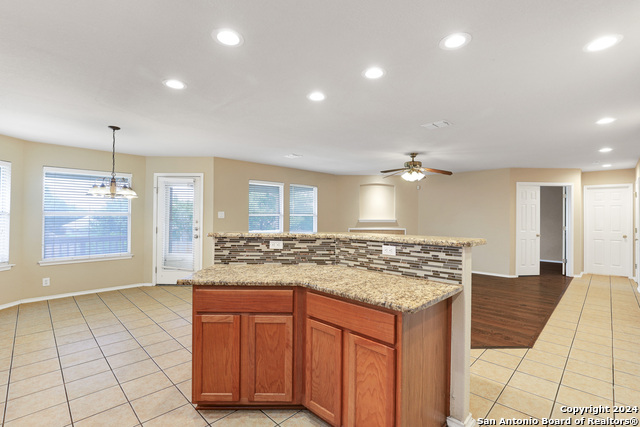 9610 Discovery Rise Property Photo 13