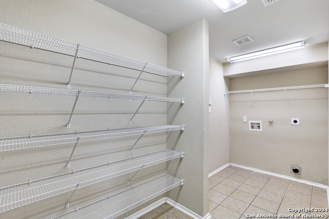 9610 Discovery Rise Property Photo 14