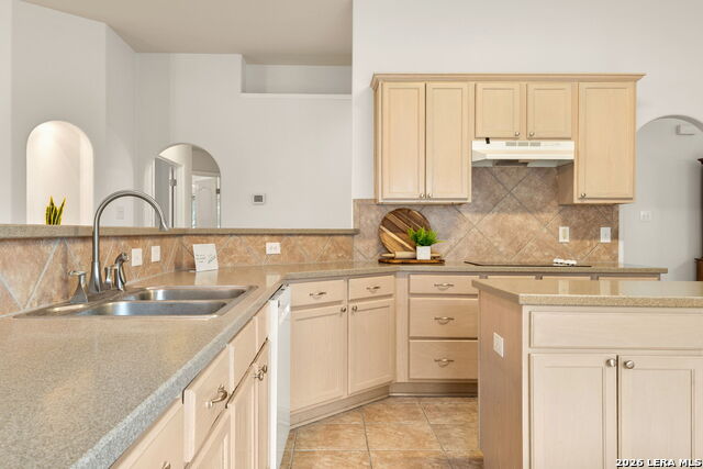 2136 Stonecrest Path Property Photo 10