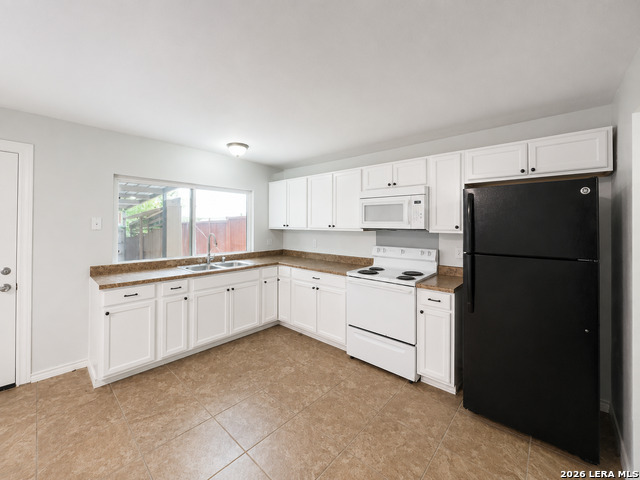 7726 Glen Meadow Drive Property Photo 14