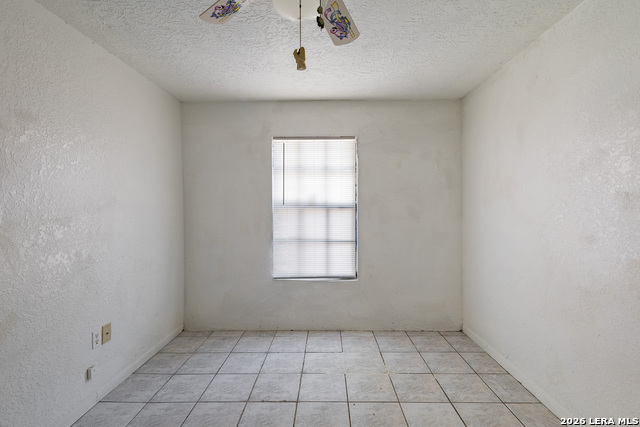 1265 Duffy St Property Photo 25