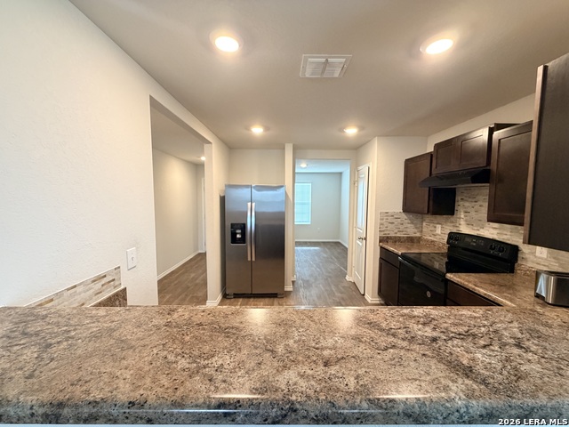 2807 Wentwood Property Photo 4